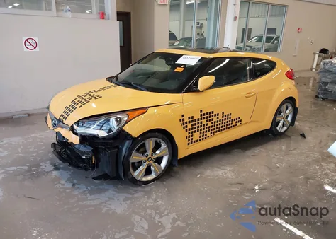 2017 Hyundai Veloster Value Edition z USA, uszkodzony, nr VIN KMHTC6AD5HU320567